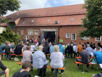 Zahlreiche Gäste nahmen am Dankgottesdienst zum 75-jährigen Jubiläum teil. 